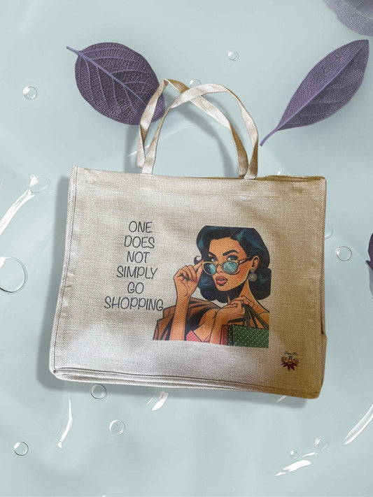 “Retail Royalty” – Stylish Tote for Boutique Queens